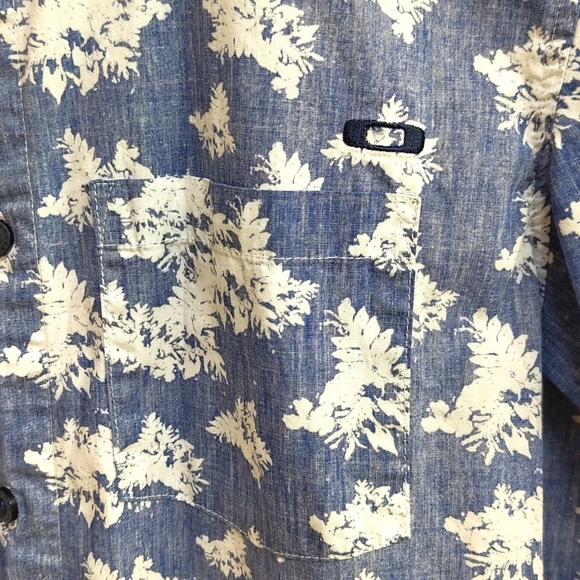 Oakley - Button Down - L - Picture 2 of 6